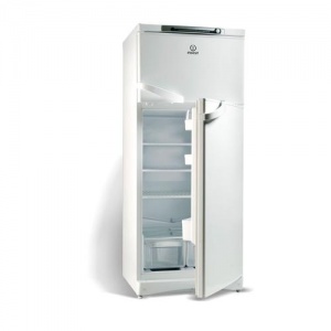 Холодильник Indesit ST 14510(2)